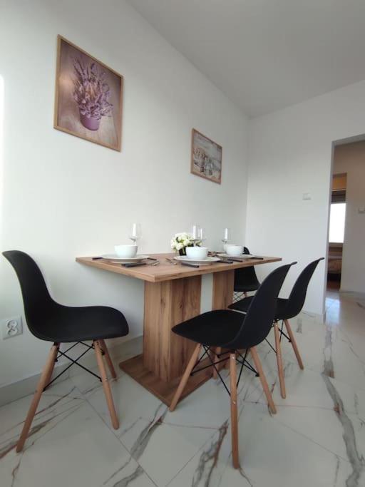 ***Santorini Apartament*** - 40M² ✓ Rybnik  Exterior photo